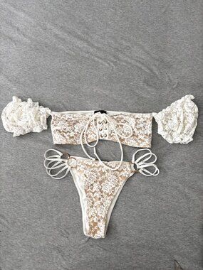 Hot Miami Styles Off Shoulder Bikini Set Size L Coquette White Lace Beach Boho